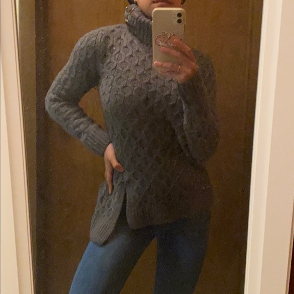 Wool turtleneck knit sweater